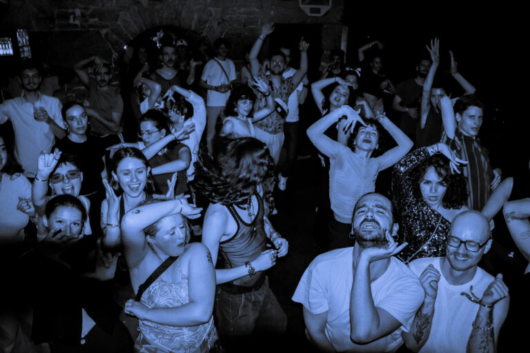 La WAW! (What a Whack!)